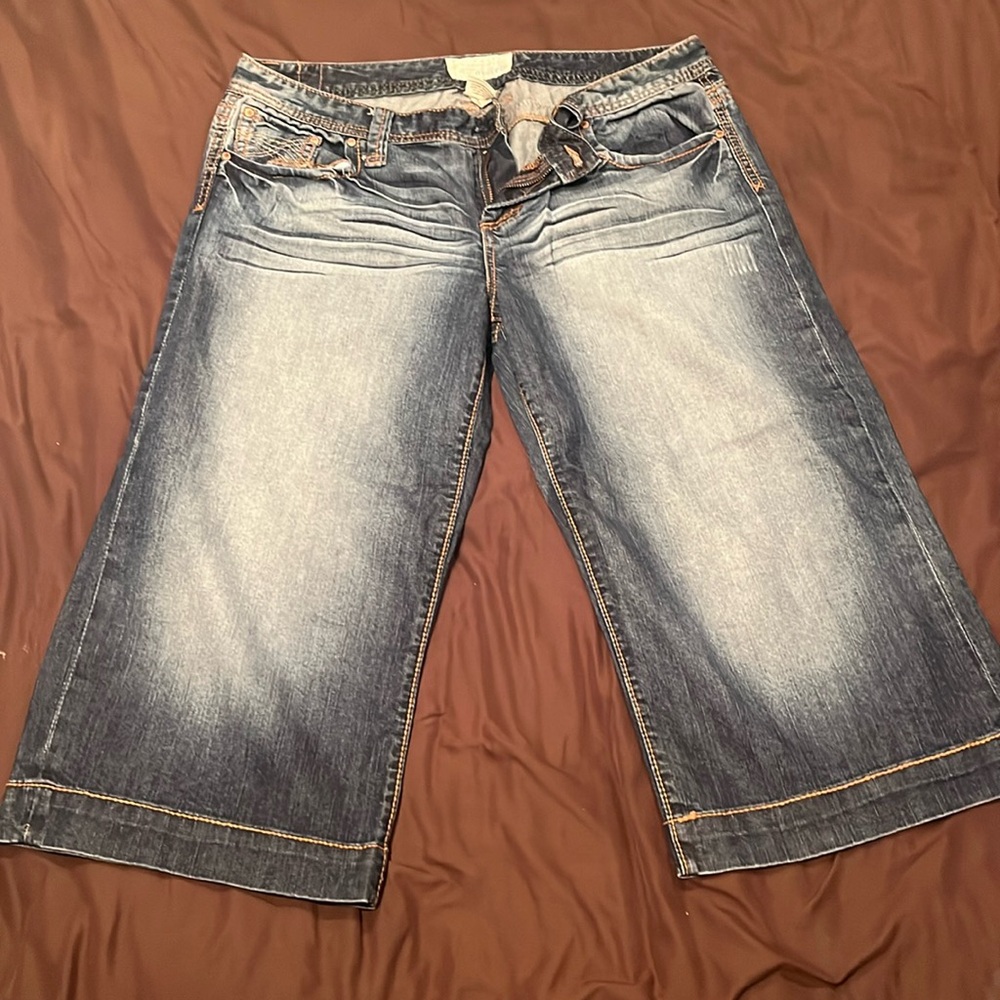 Maurice’s Wide Leg Capri